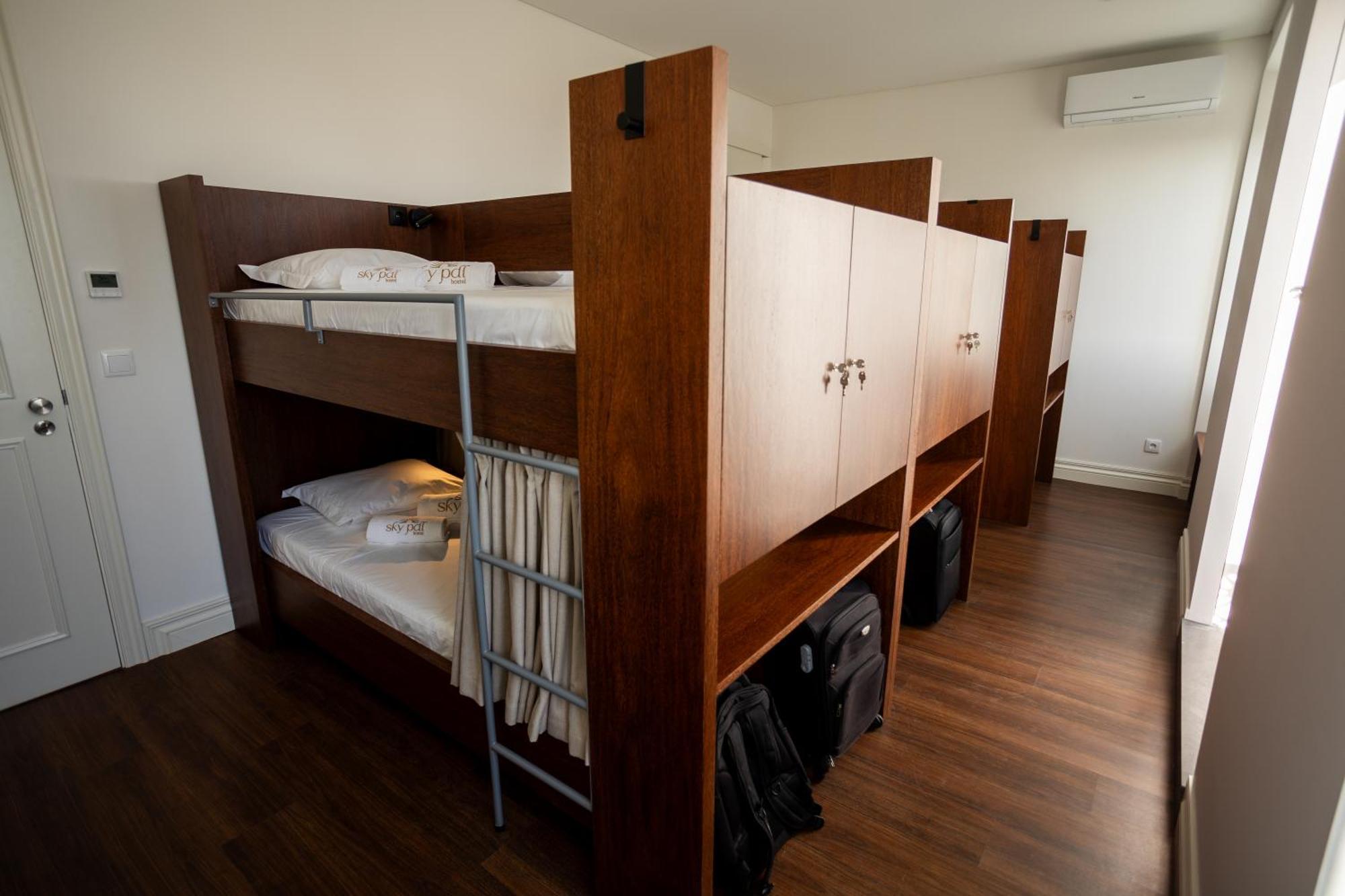 Sky Pdl Hostel Ponta Delgada Kültér fotó