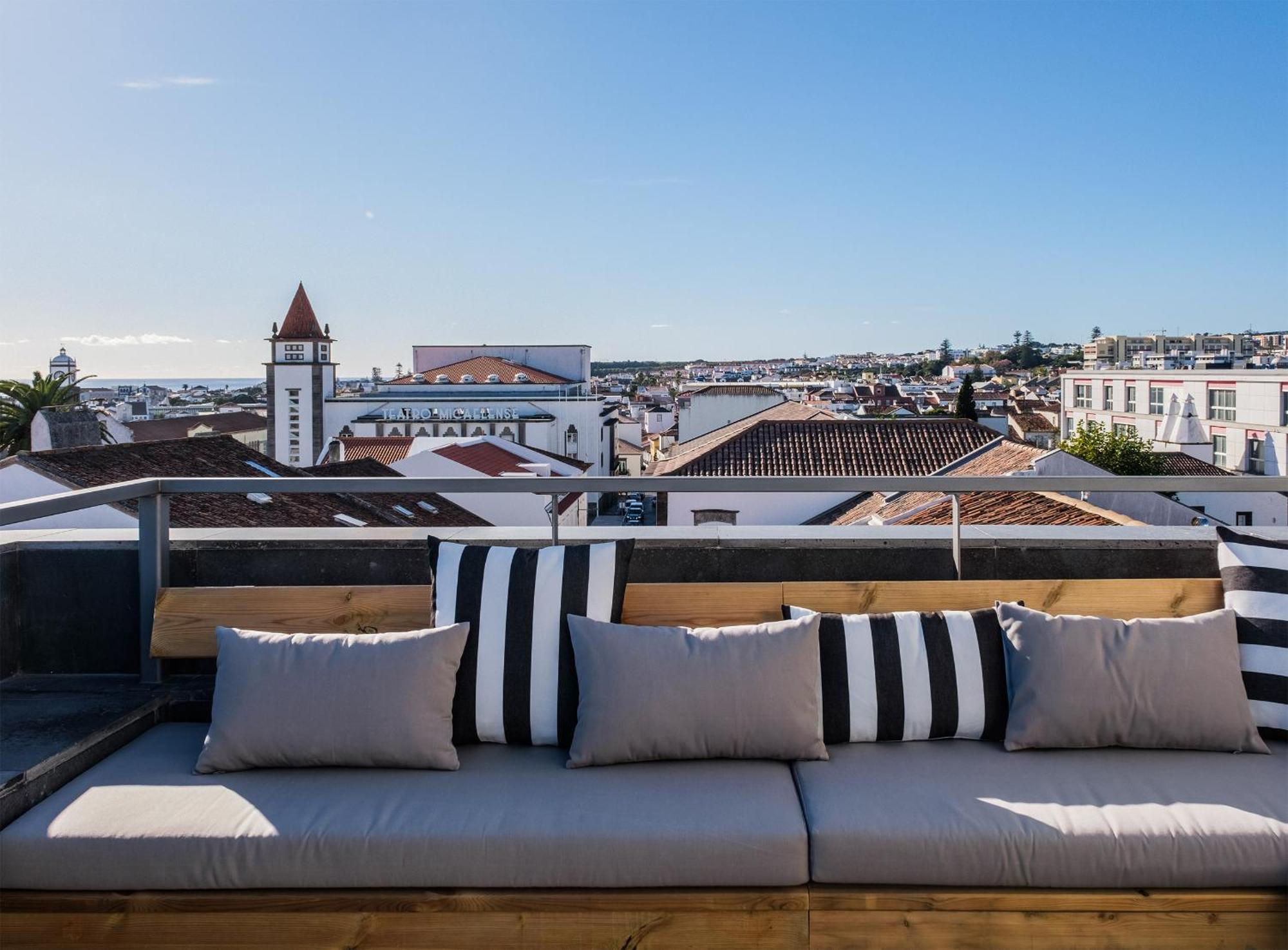 Sky Pdl Hostel Ponta Delgada Kültér fotó