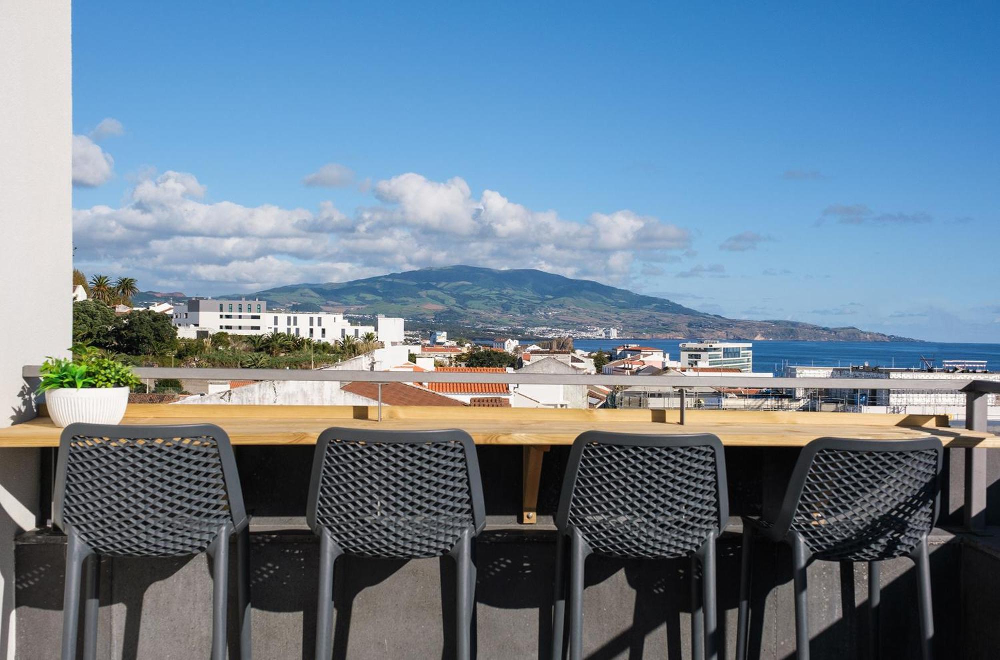 Sky Pdl Hostel Ponta Delgada Kültér fotó